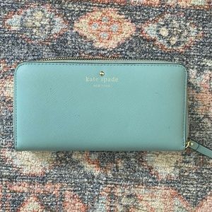 Kate Spade zip around wallet